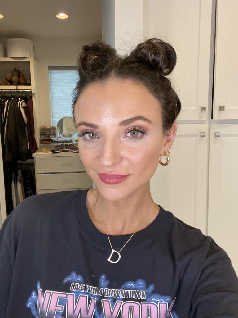 dani Austin heat-free hairstyles style space buns