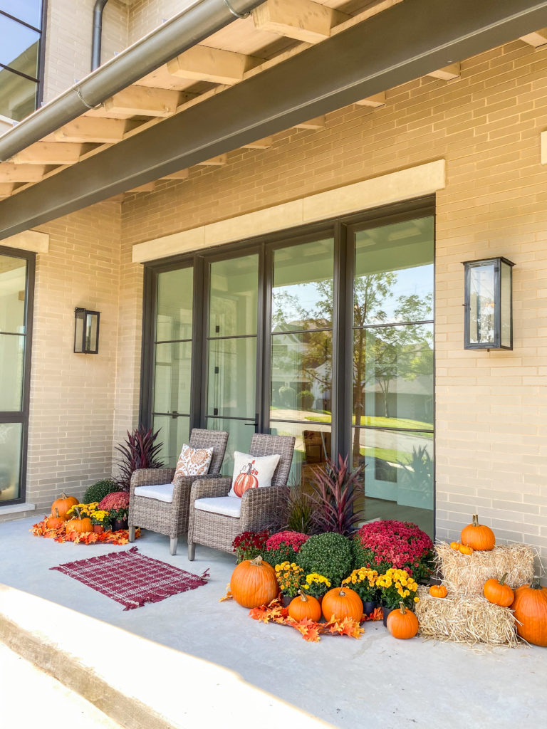 dani austin patio fall home decor 2020 ideas